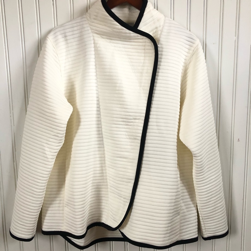 New Balance Asymmetrical Zip Jacket